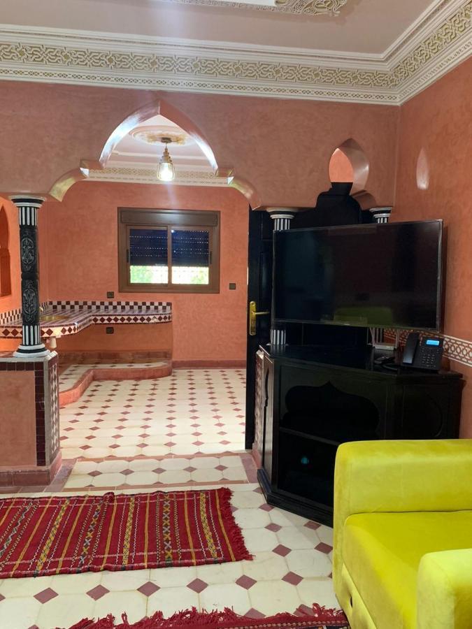 Dar Alfourssane Ferme D'Hote Ouarzazate Esterno foto